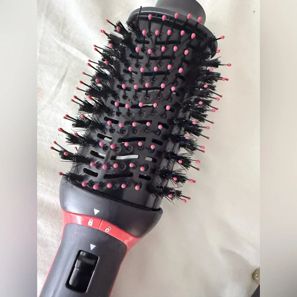 ✨ Revlon One-Step Hair Dryer and Volumizer – Clean, Perfect Condition - Picture 4 of 15